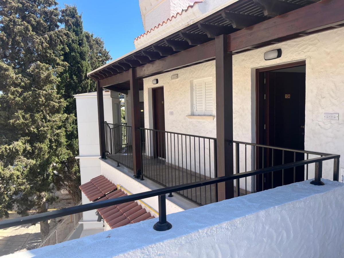 Papho'S Mare Apts Pafos Dış mekan fotoğraf